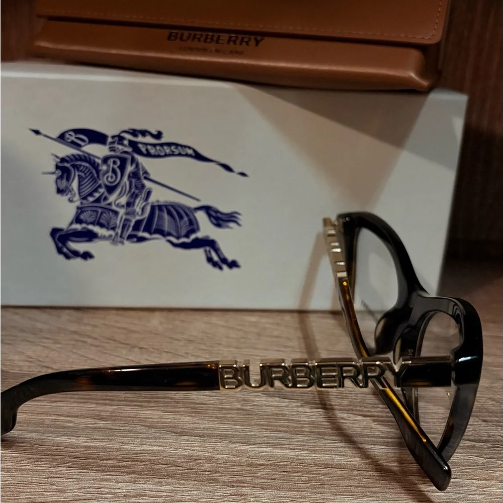 Burberry Black Women's Glasses with Tan Case - Picture 2 of 2